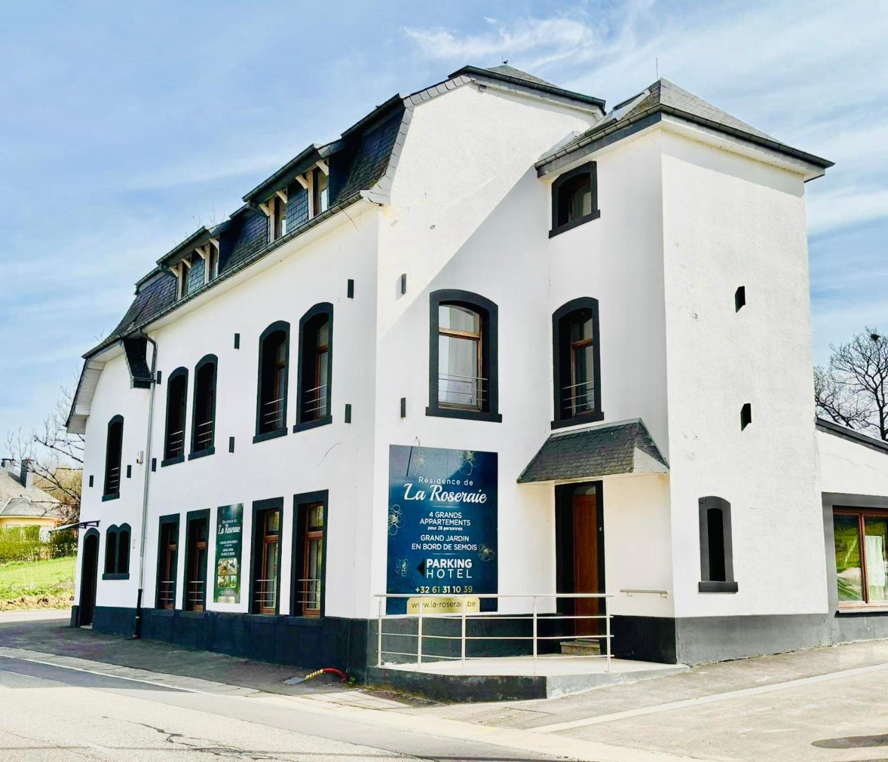 Residence De La Roseraie Florenville Exterior photo